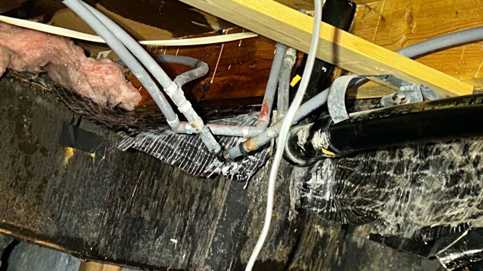 broken-pipe-water-damage-boise